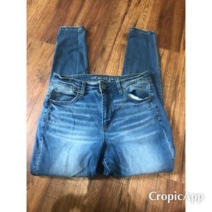 American Eagle skinny leg Jeans High Rise Size 10